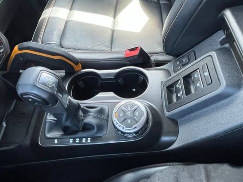 Used 2023 Ford Bronco Badlands AWD/4WD image 18