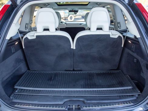 Used 2021 Volvo XC90 T8 Inscription Expression w/ Protection Package Premier AWD/4WD image 21