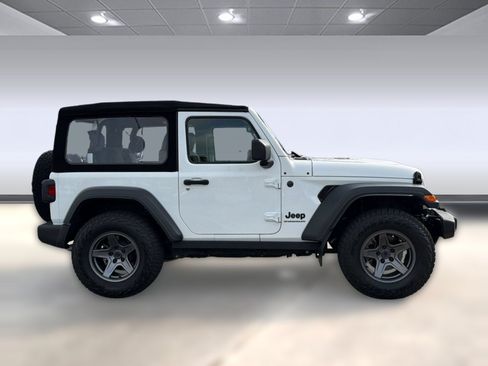 Used 2024 Jeep Wrangler Sport AWD/4WD image 7