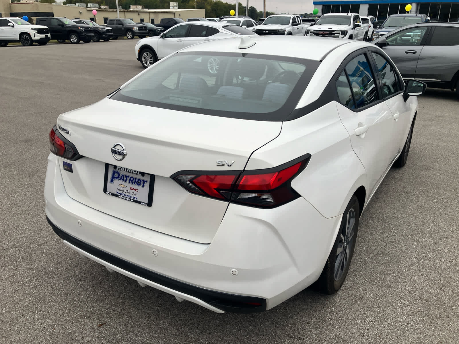 Used 2020 Nissan Versa SV FWD image 7