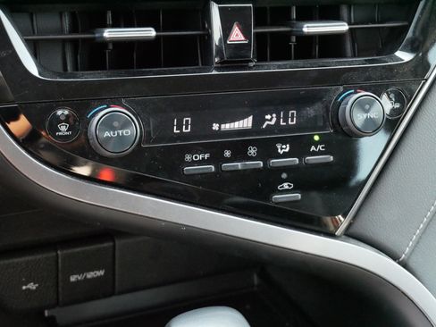 Certified 2024 Toyota Camry SE FWD image 28