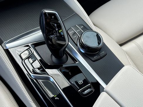 Certified 2023 BMW 540i w/ Executive Package image 18