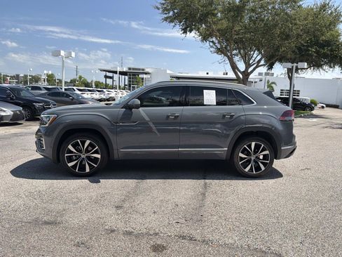 Used 2025 Volkswagen Atlas Cross Sport SEL Premium R-Line AWD/4WD image 6