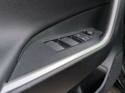 Used 2025 Toyota RAV4 Limited image 15