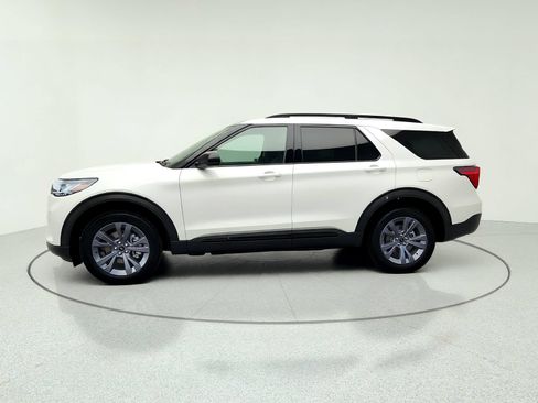 New 2026 Ford Explorer Active w/ Active Comfort Package AWD/4WD image 4