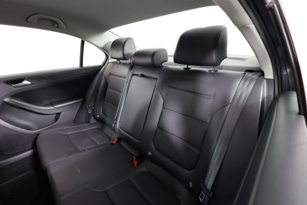 Used 2014 Volkswagen Jetta SE FWD image 15