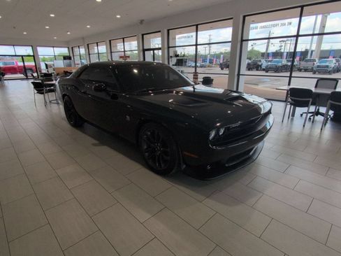 Used 2021 Dodge Challenger R/T Scat Pack w/ Plus Package RWD image 8