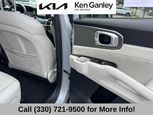 Certified 2023 Kia Sorento SX AWD/4WD image 56