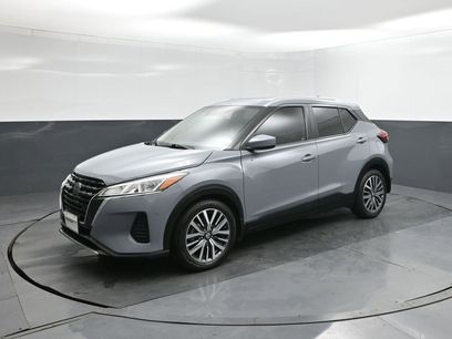 Used 2021 Nissan Kicks SV