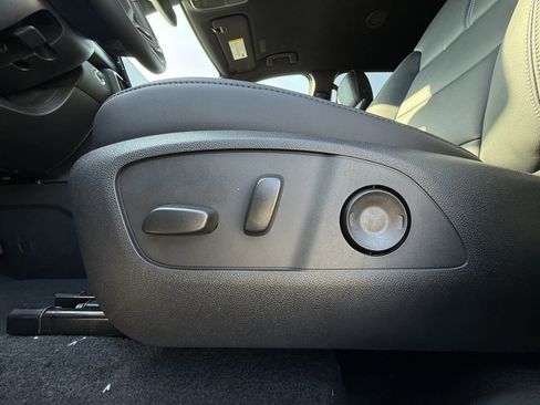 New 2025 GMC Acadia Elevation w/ Elevation Premium Package image 26