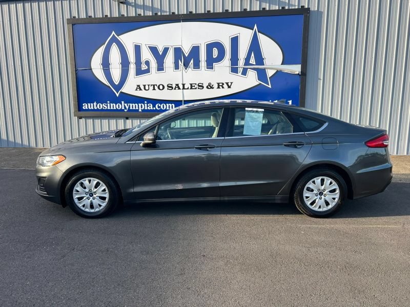 Used 2020 Ford Fusion S FWD image 17