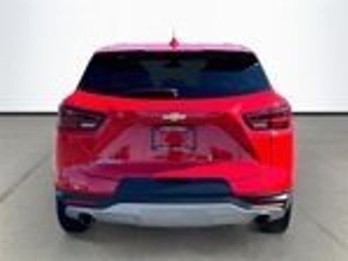 Used 2023 Chevrolet Blazer LT image 9