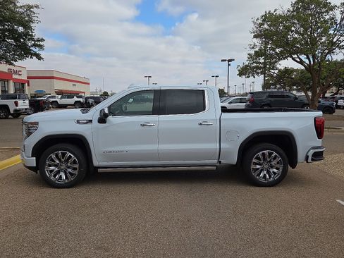 New 2026 GMC Sierra 1500 Denali w/ Denali Reserve Package AWD/4WD image 2