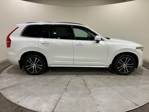 Used 2020 Volvo XC90 T5 Momentum w/ Protection Package image 7