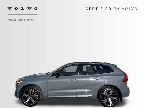 Certified 2023 Volvo XC60 B5 Ultimate w/ Climate Package image 2