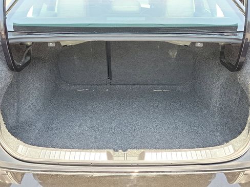 Used 2024 Volkswagen Jetta SE image 21