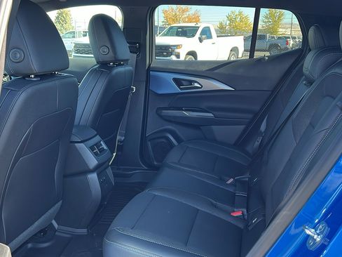 New 2026 Chevrolet Equinox EV LT image 13