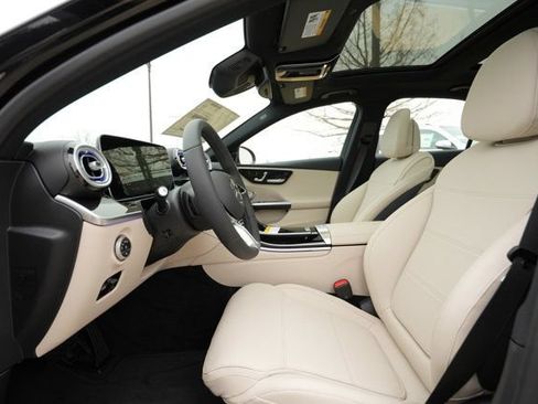 Used 2026 Mercedes-Benz C 300 4MATIC Sedan image 36