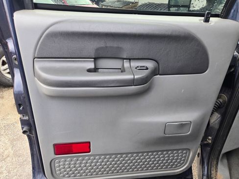 Used 2002 Ford F250 XL image 12