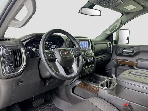 Used 2021 GMC Sierra 1500 Elevation w/ Preferred Package AWD/4WD image 9