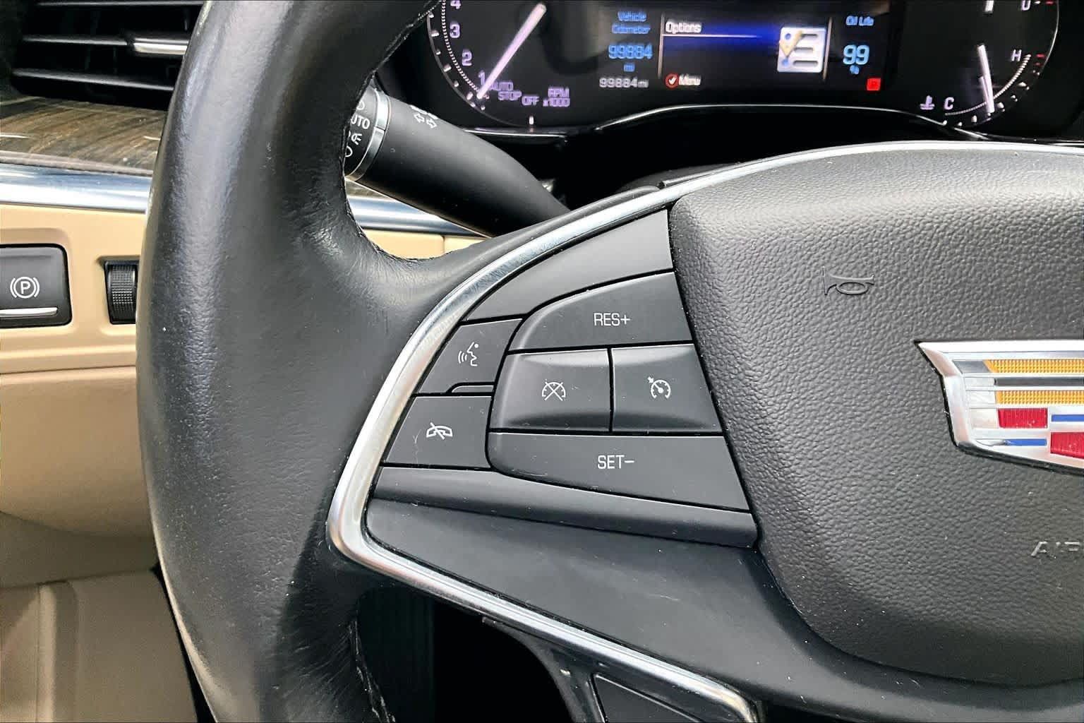 Used 2019 Cadillac XT5 FWD image 24