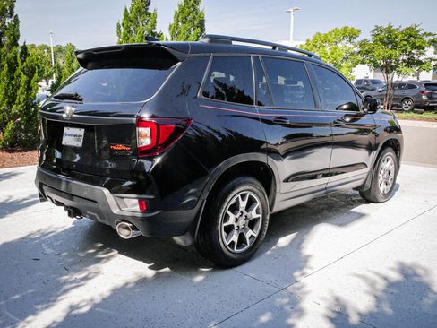 Used 2023 Honda Passport TrailSport image 10