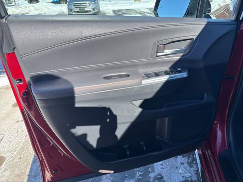 Used 2022 Toyota Sienna XSE image 16