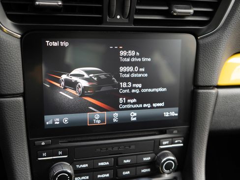 Used 2018 Porsche 911 GT3 w/ Sport Chrono Package image 23