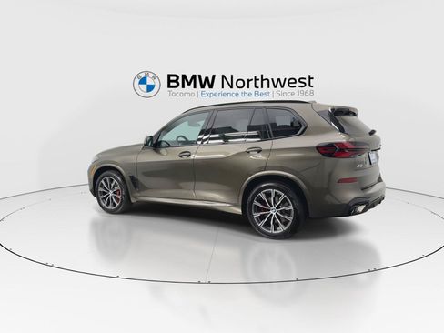 New 2026 BMW X5 xDrive40i w/ M Sport Package AWD/4WD image 12