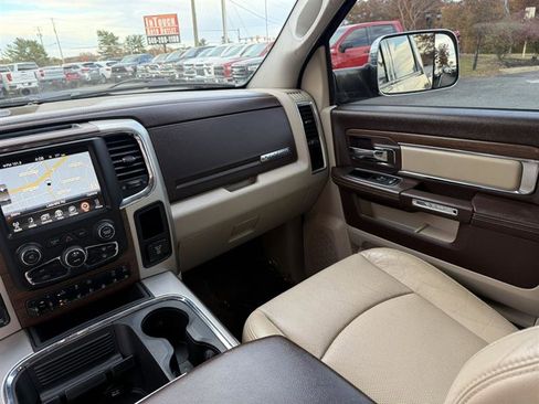 Used 2016 RAM 1500 Laramie w/ Convenience Group image 25