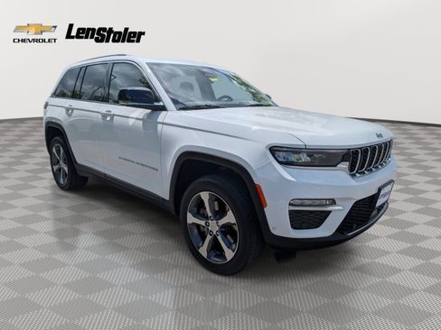 Used 2022 Jeep Grand Cherokee Limited 4xe w/ Luxury Tech Group II AWD/4WD image 7