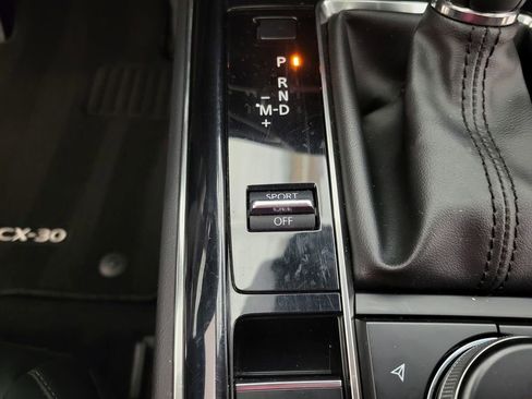 Used 2025 MAZDA CX-30 AWD 2.5 S w/ Preferred Package image 11