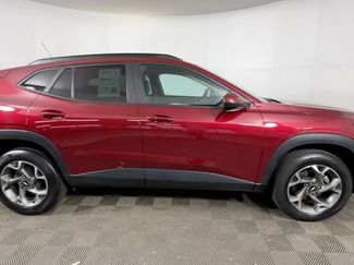 Used 2024 Chevrolet Trax LT w/ Driver Confidence Package FWD video 3