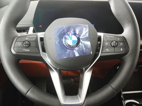 Used 2026 BMW X1 xDrive28i w/ Technology Package image 19