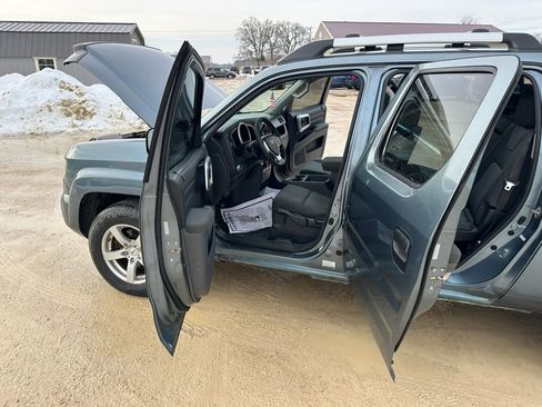 Used 2006 Honda Ridgeline RT image 11