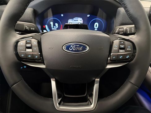 New 2026 Ford Explorer Platinum image 21