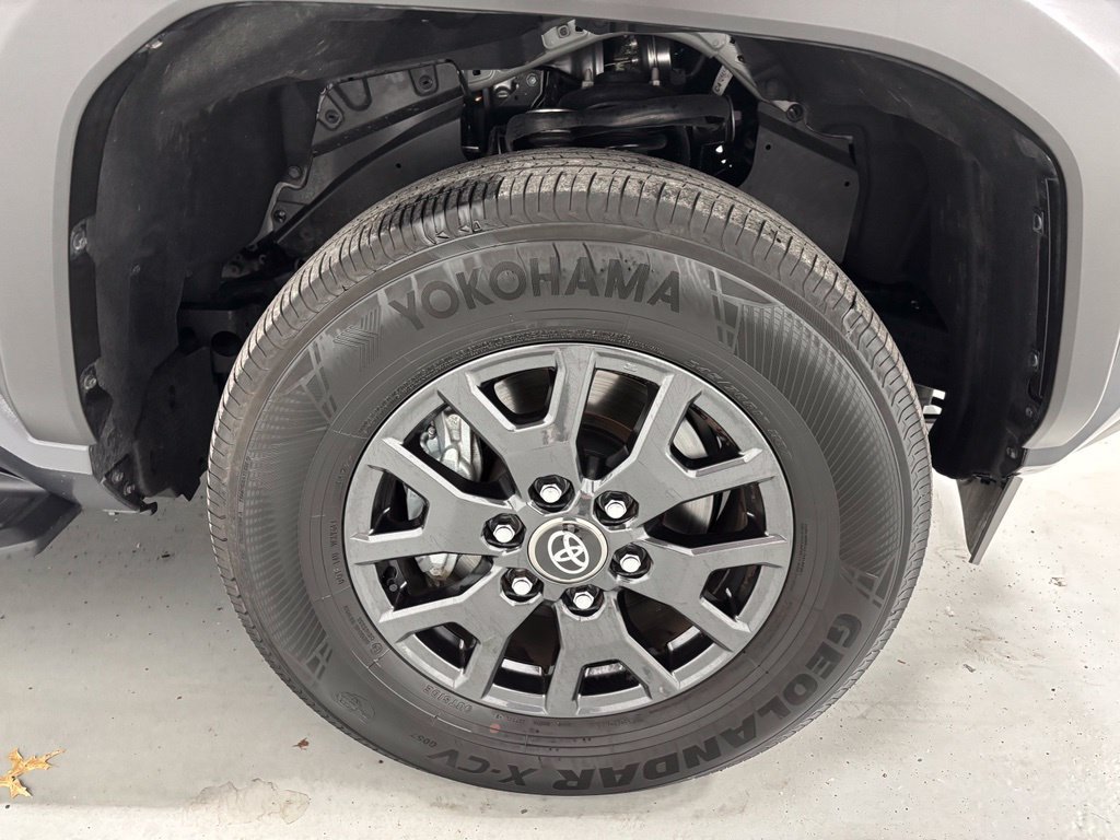 Used 2026 Toyota 4Runner SR5 AWD/4WD image 61