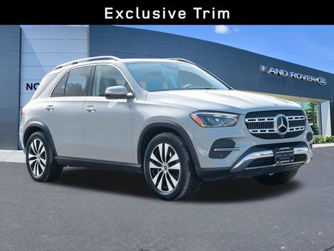 Used 2024 Mercedes-Benz GLE 350 4MATIC w/ Driver Assistance Package image 3