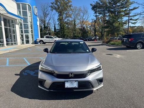 Certified 2022 Honda Civic Sport image 2