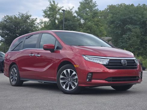 Used 2024 Honda Odyssey EX-L image 1