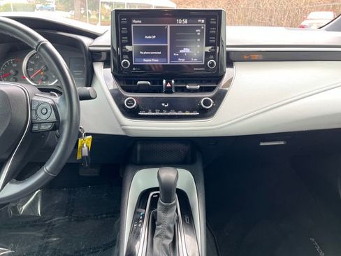 Used 2022 Toyota Corolla SE image 19