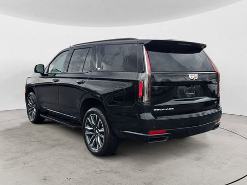 Used 2023 Cadillac Escalade Sport image 3