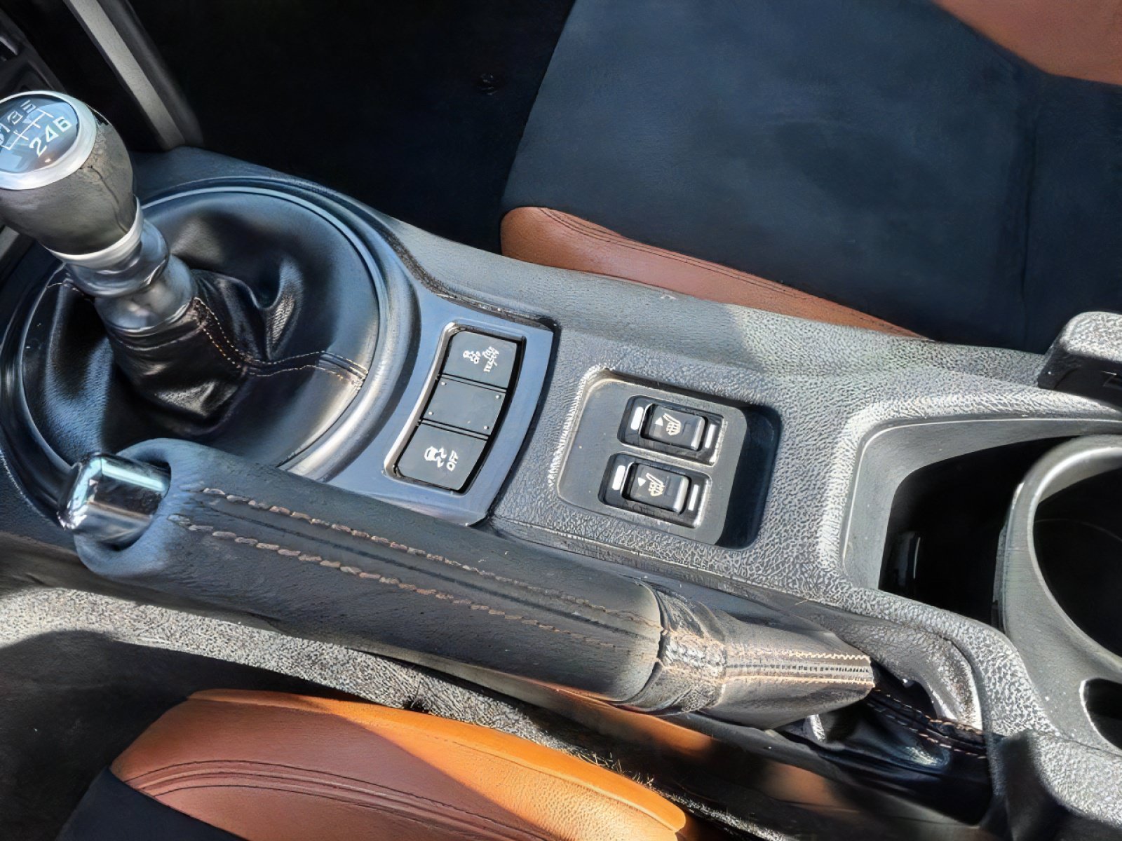 Used 2020 Toyota 86 RWD image 16