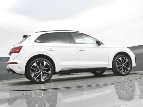 Used 2023 Audi SQ5 Prestige image 28