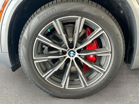 New 2026 BMW X5 xDrive40i w/ M Sport Package AWD/4WD image 33