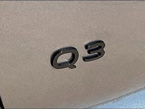 New 2026 Audi Q3 quattro 2.0T image 33