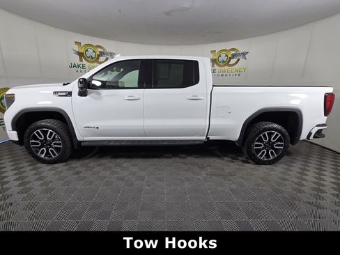 Certified 2024 GMC Sierra 1500 AT4 w/ Technology Package AWD/4WD image 4
