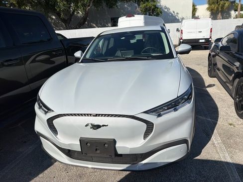 Used 2021 Ford Mustang Mach-E Select w/ Comfort/Technology Package image 2