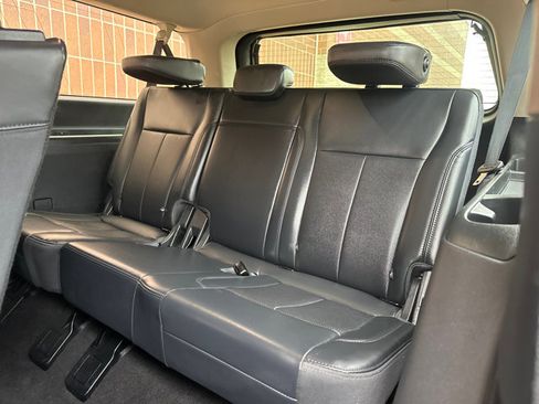 Used 2024 Ford Expedition Max XLT image 31