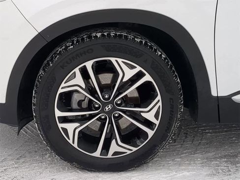 Used 2019 Hyundai Santa Fe Limited image 13